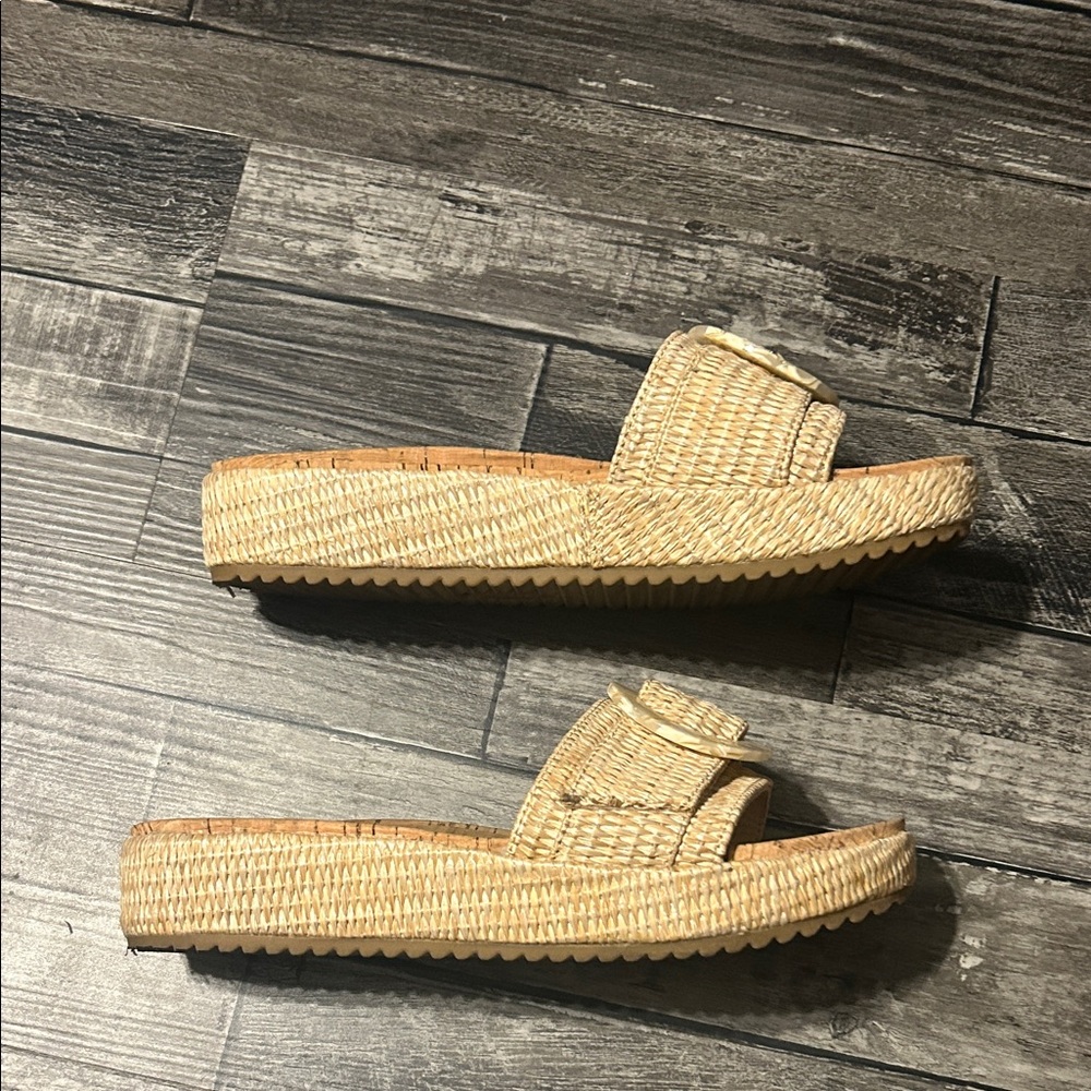 Women's Tan Slide Sandals - Picture 2 of 4